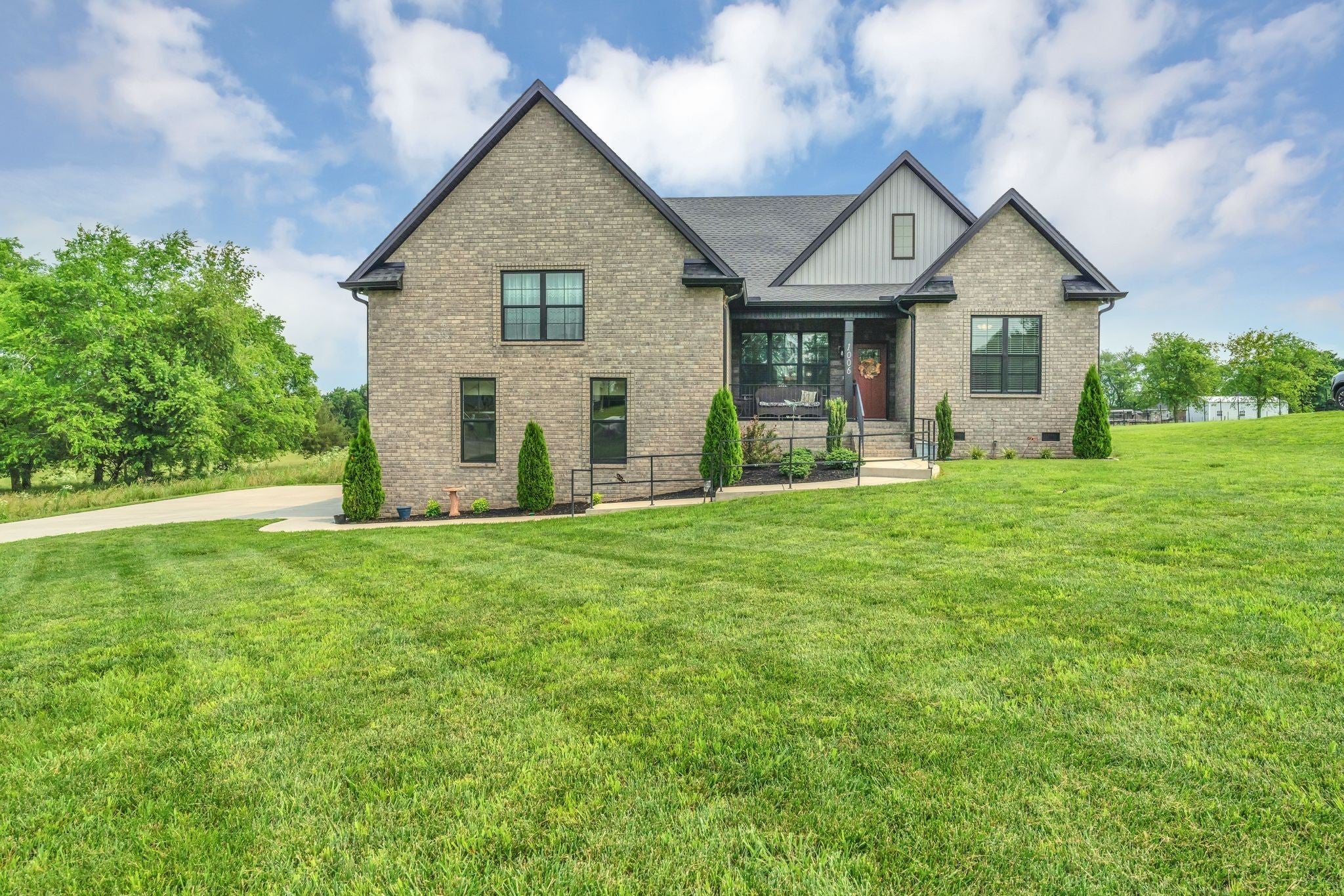Photo of Listing #2993370