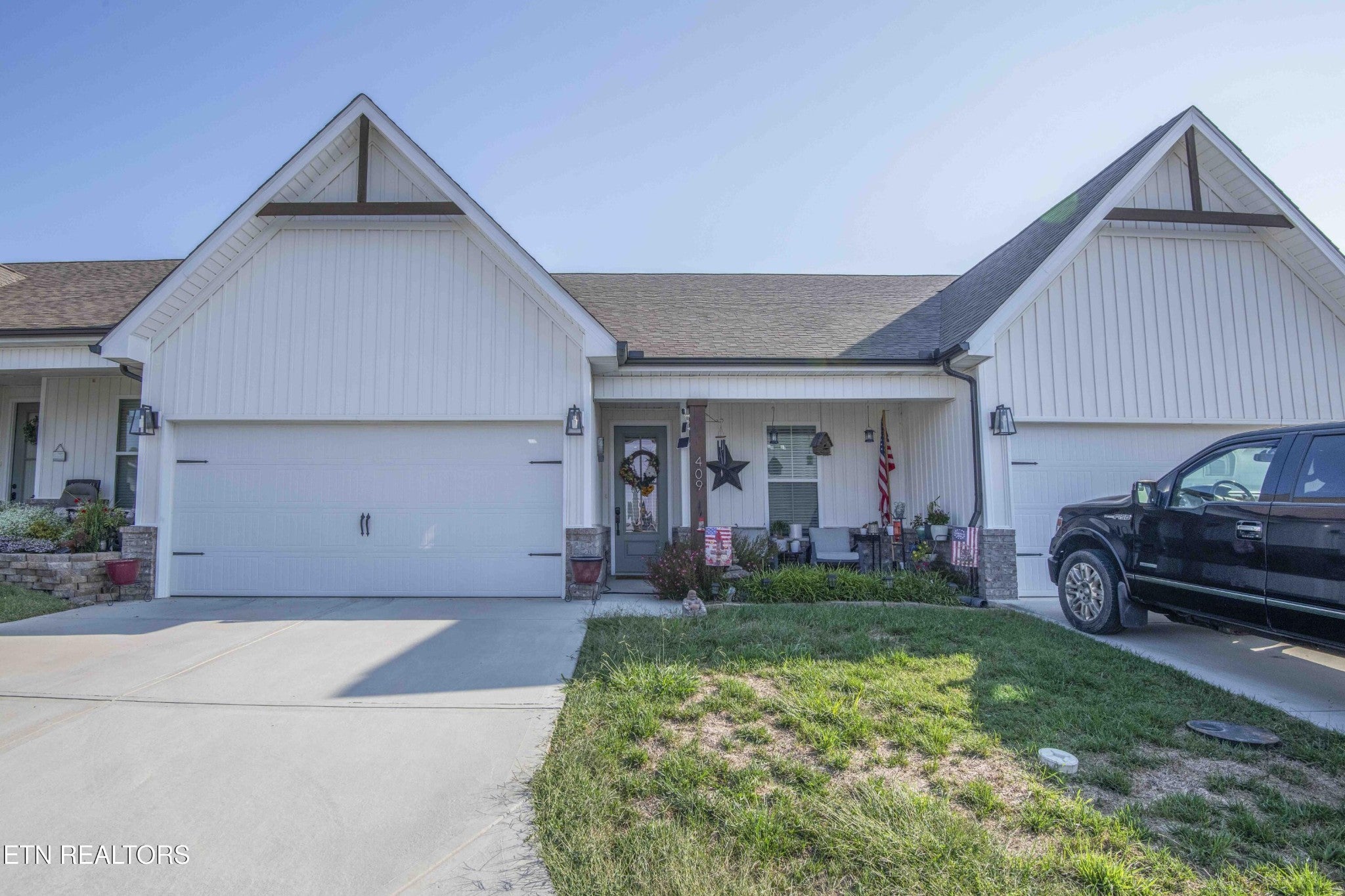 Photo of Listing #2993378