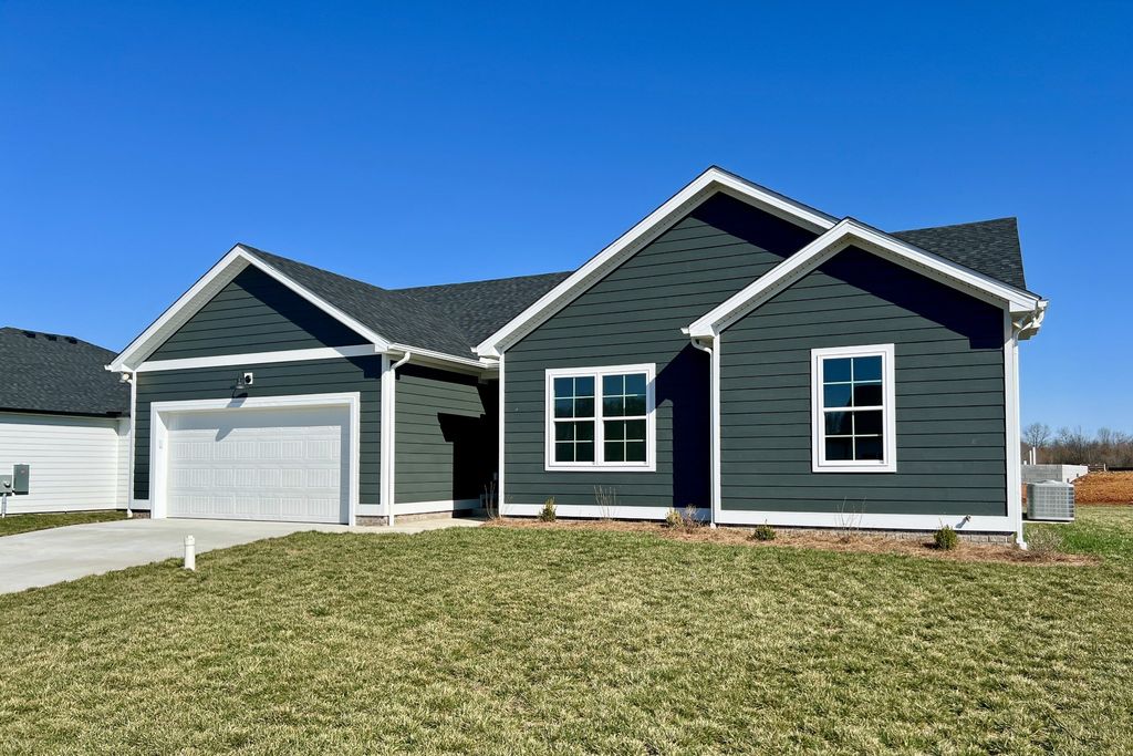 122 Magnolia Cir, Franklin