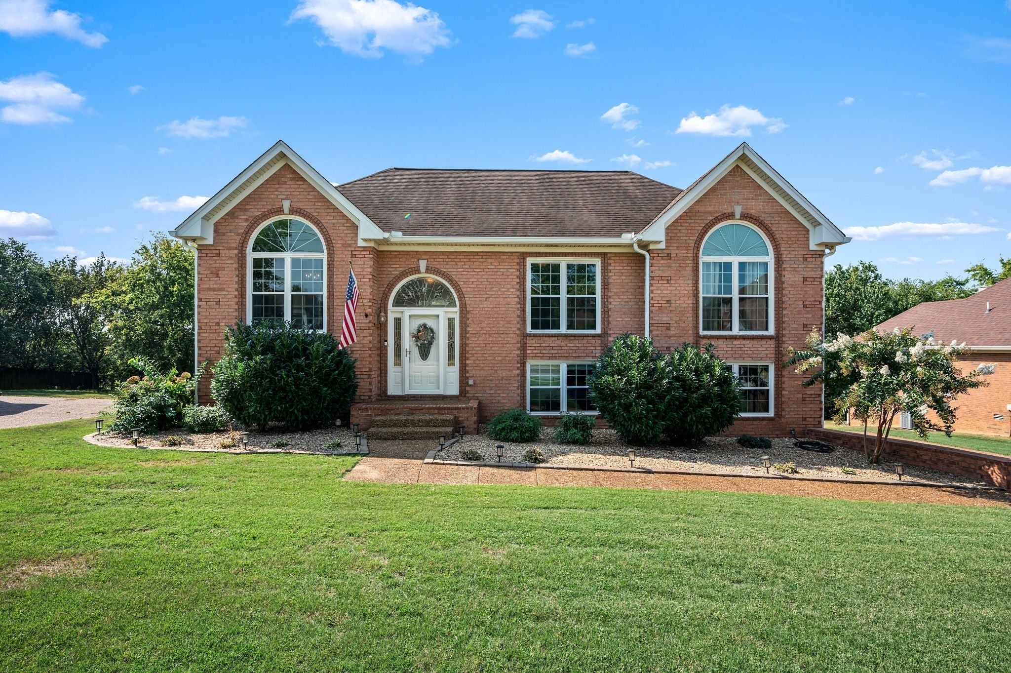 Photo of Listing #2993490