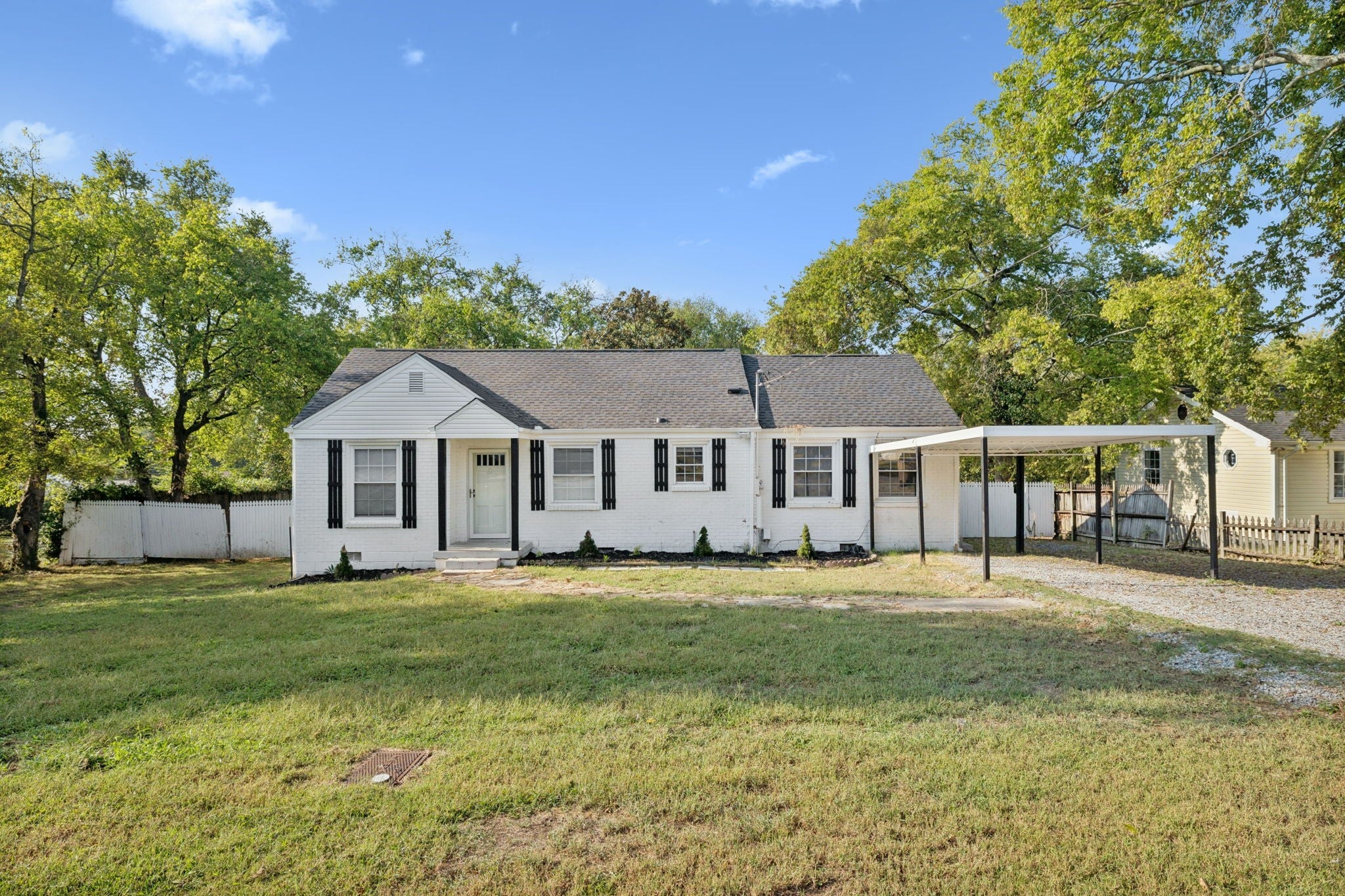 Photo of Listing #2993835