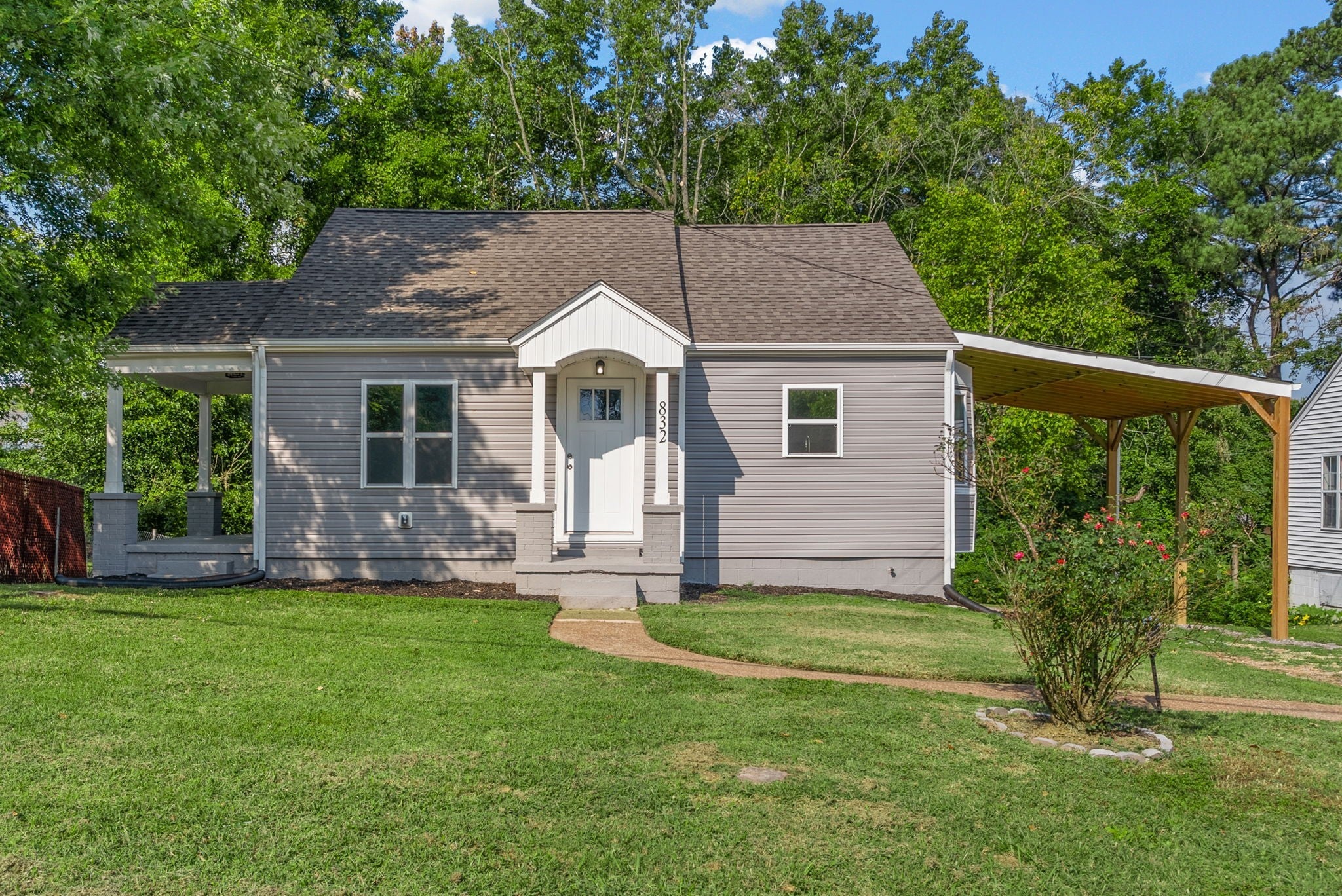 Photo of Listing #2993887