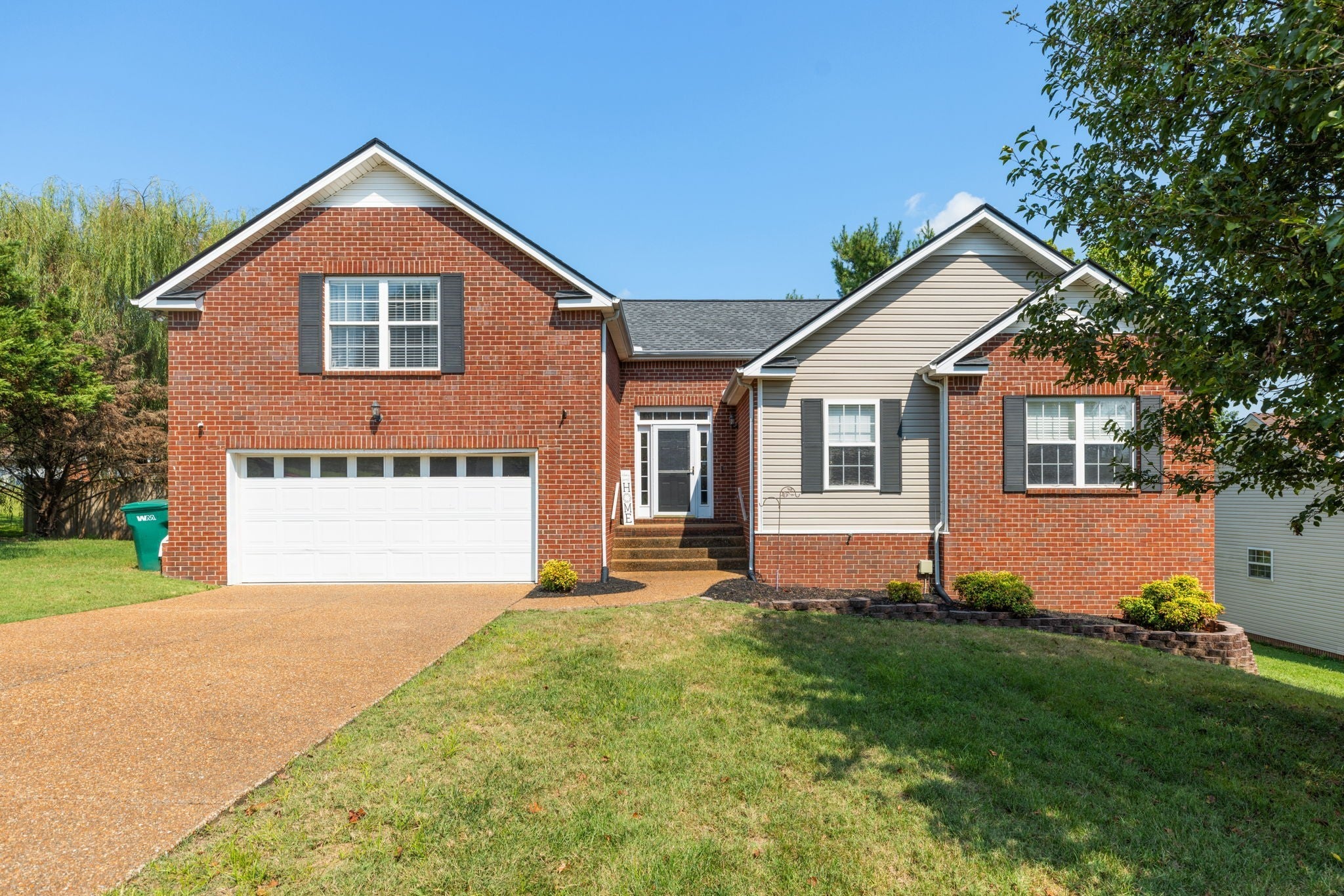 Photo of Listing #2993919