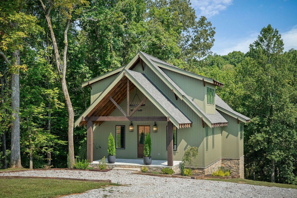 1036 Hidden River Road, Rock Island