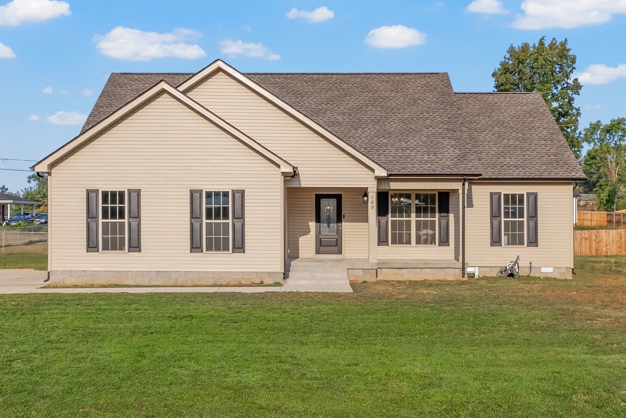Photo of Listing #2994003