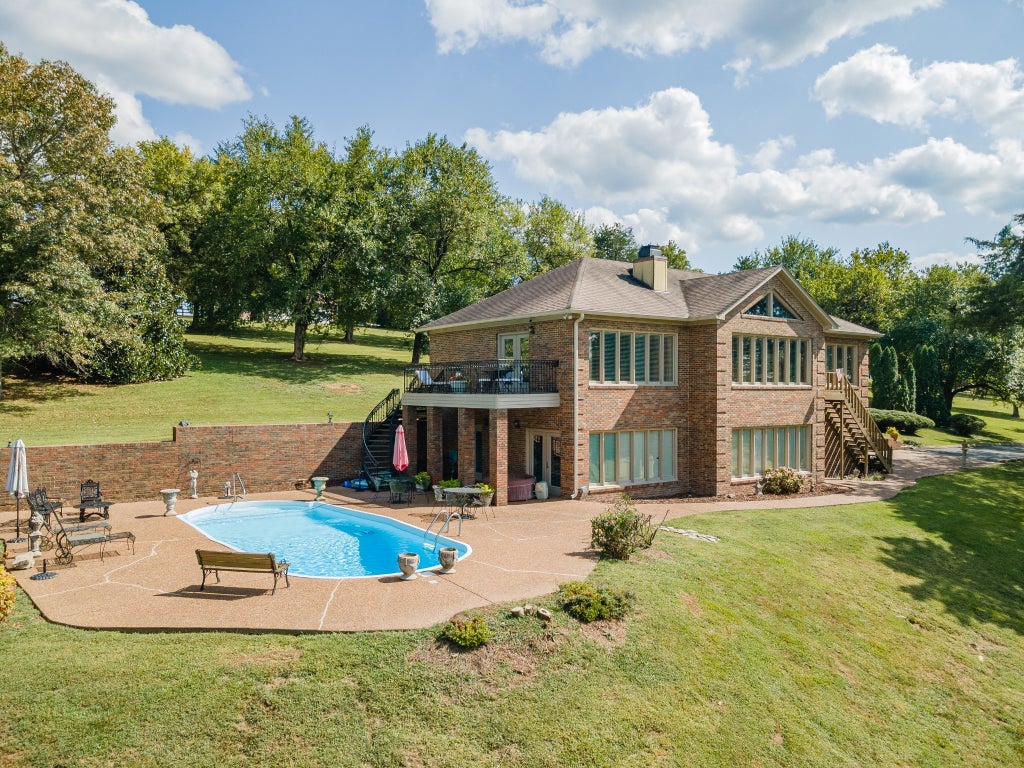 89 Lynchburg Hwy, Fayetteville