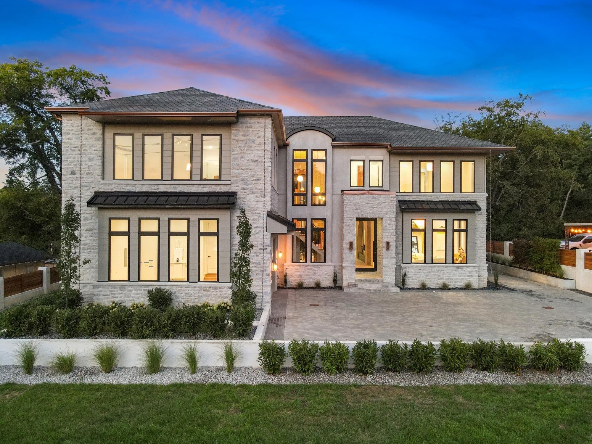 Photo of Listing #2994267