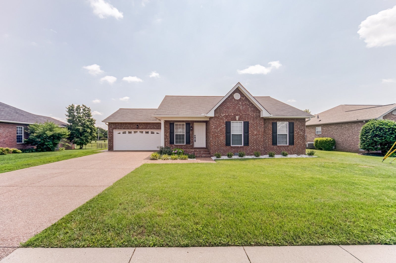 Photo of Listing #2994420