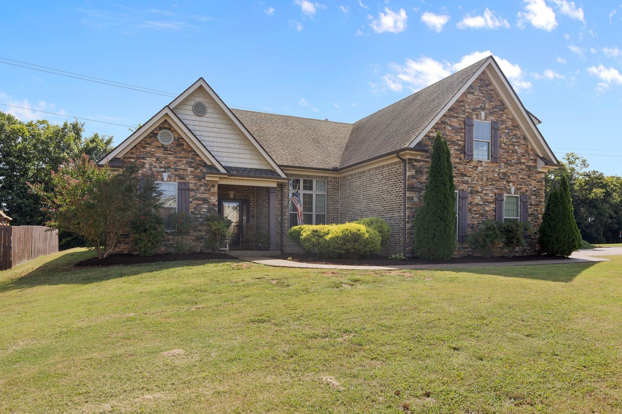 Photo of Listing #2994858