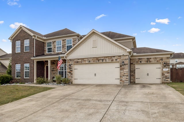 1080 Abberley Cir, Hendersonville