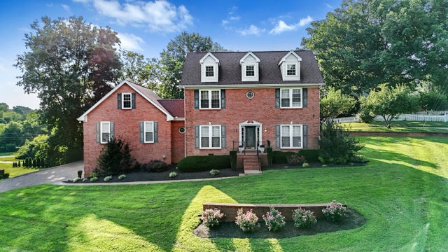 1903 Palmer Dr, Springfield