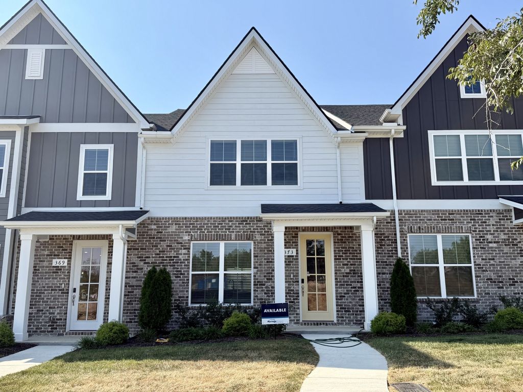 373 Gs Lee Blvd, Smyrna