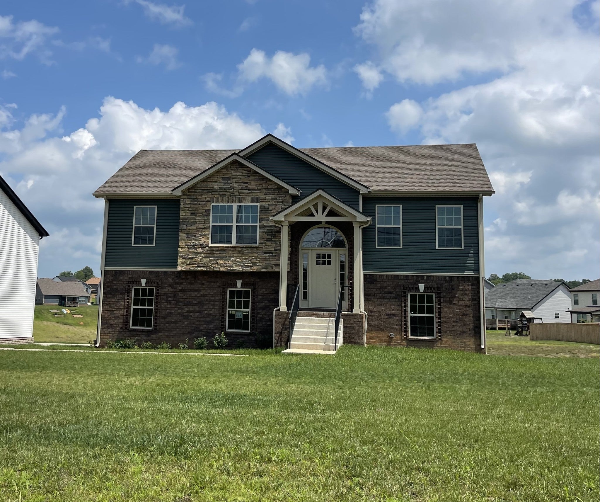 Photo of Listing #2995147