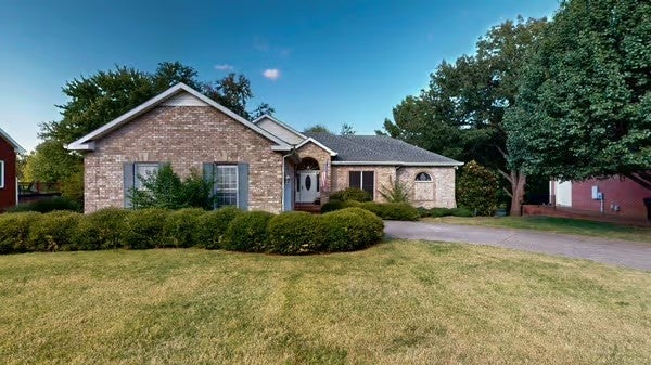 1519 Kensington Dr, Murfreesboro