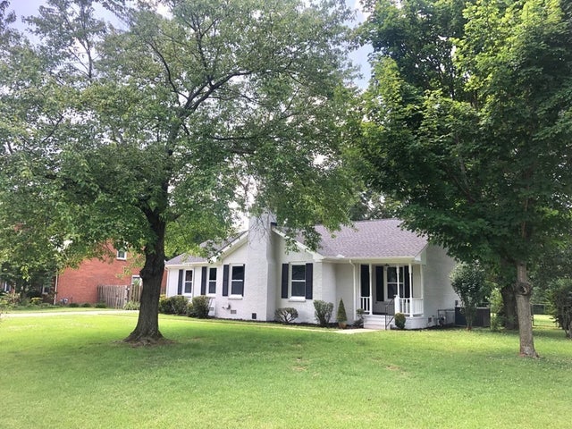 621 Buck Ln, Murfreesboro