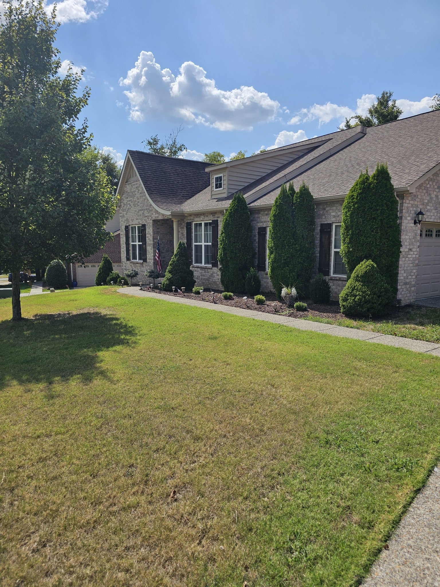 Photo of Listing #2996076