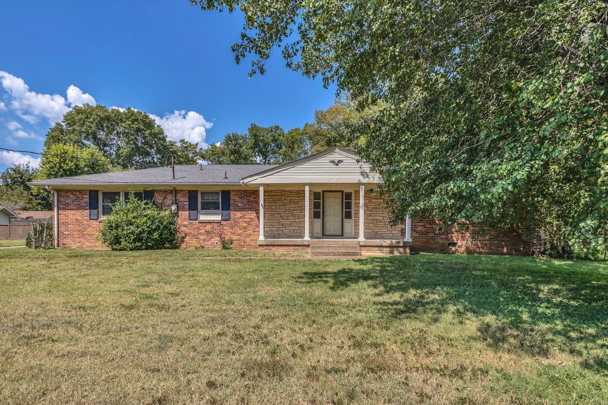 Photo of Listing #2996214