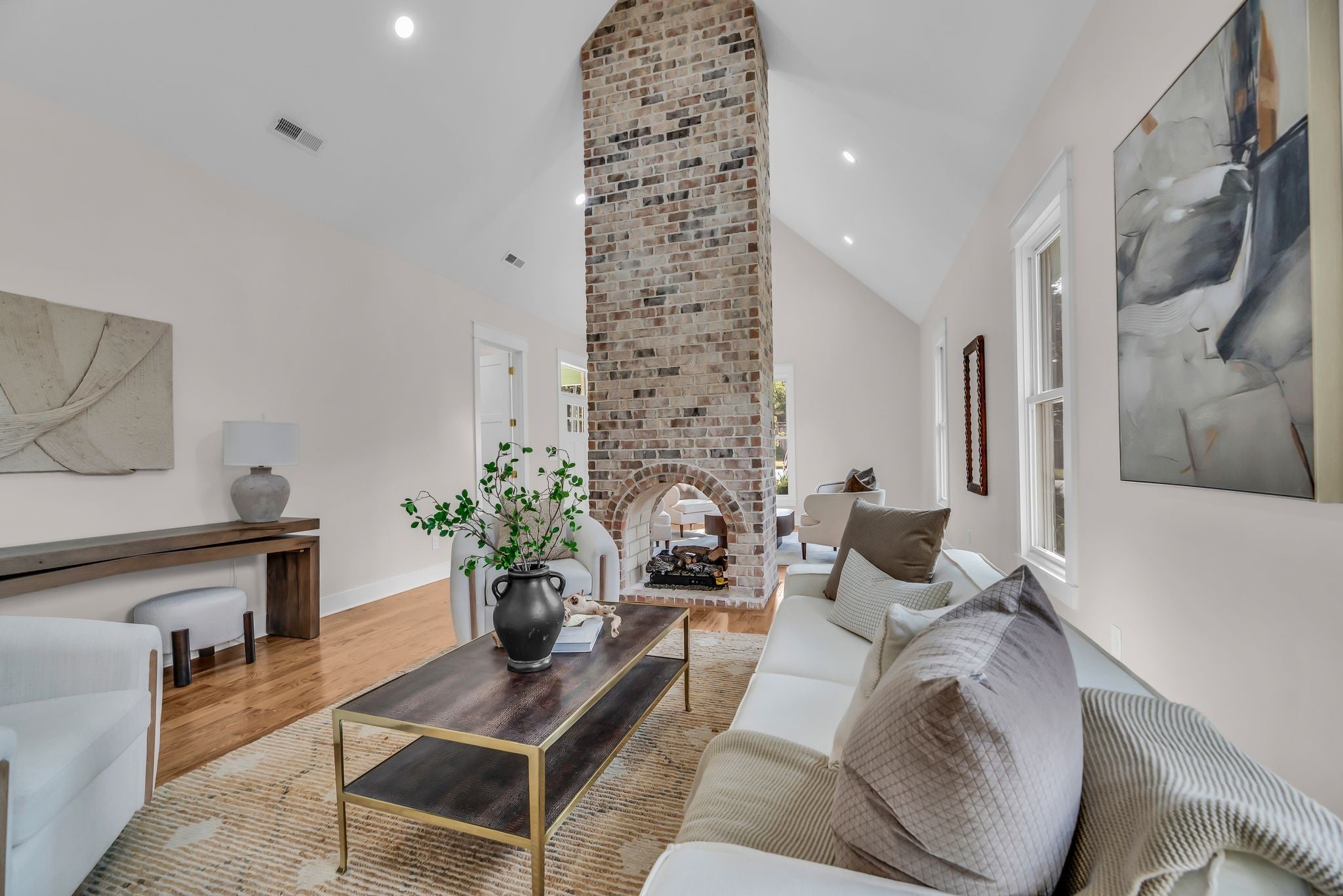 Photo of Listing #2996315