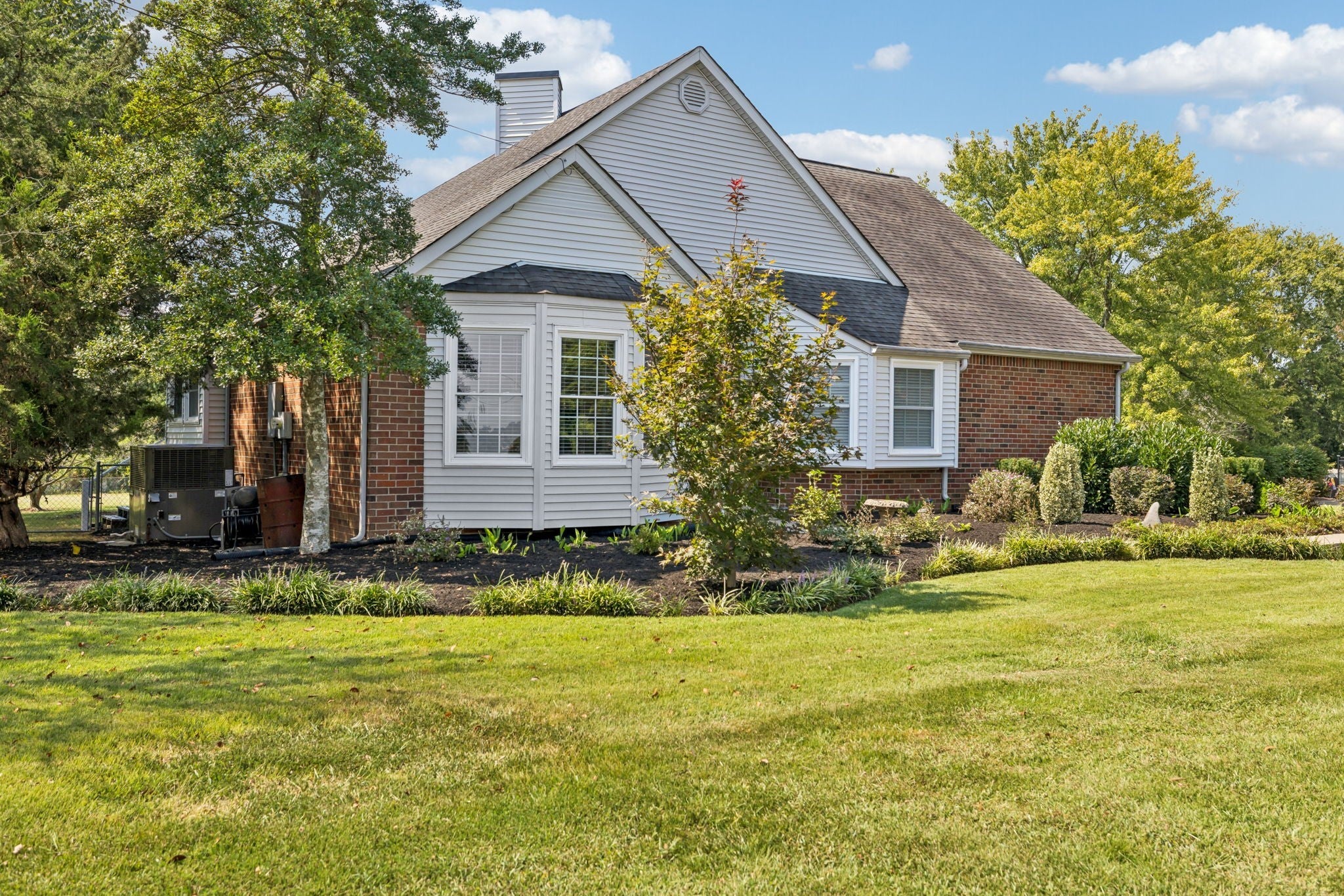 Photo of Listing #2996378