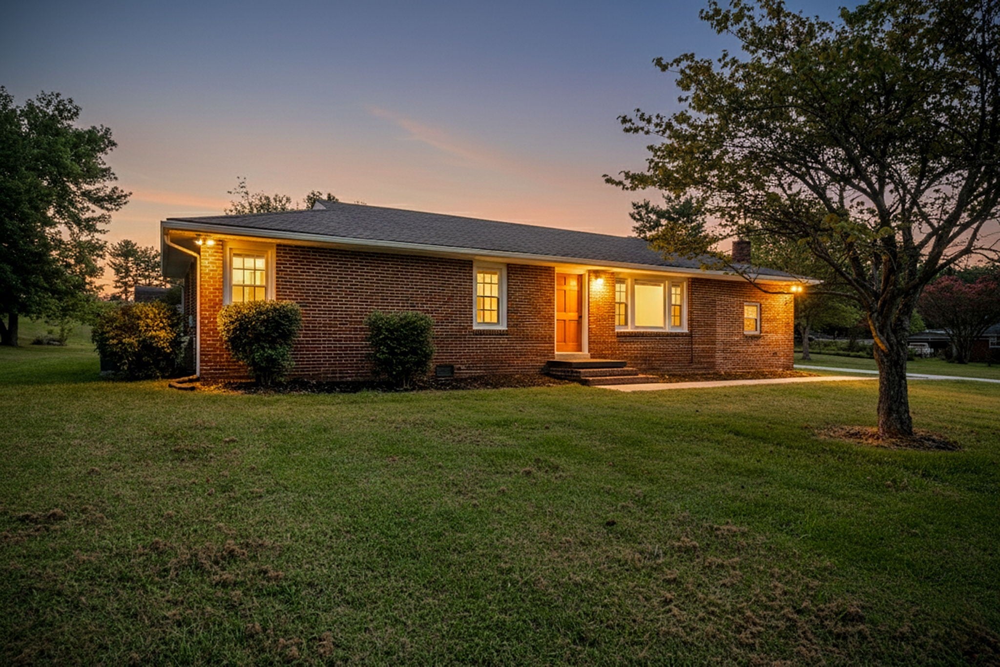 Photo of Listing #2996392