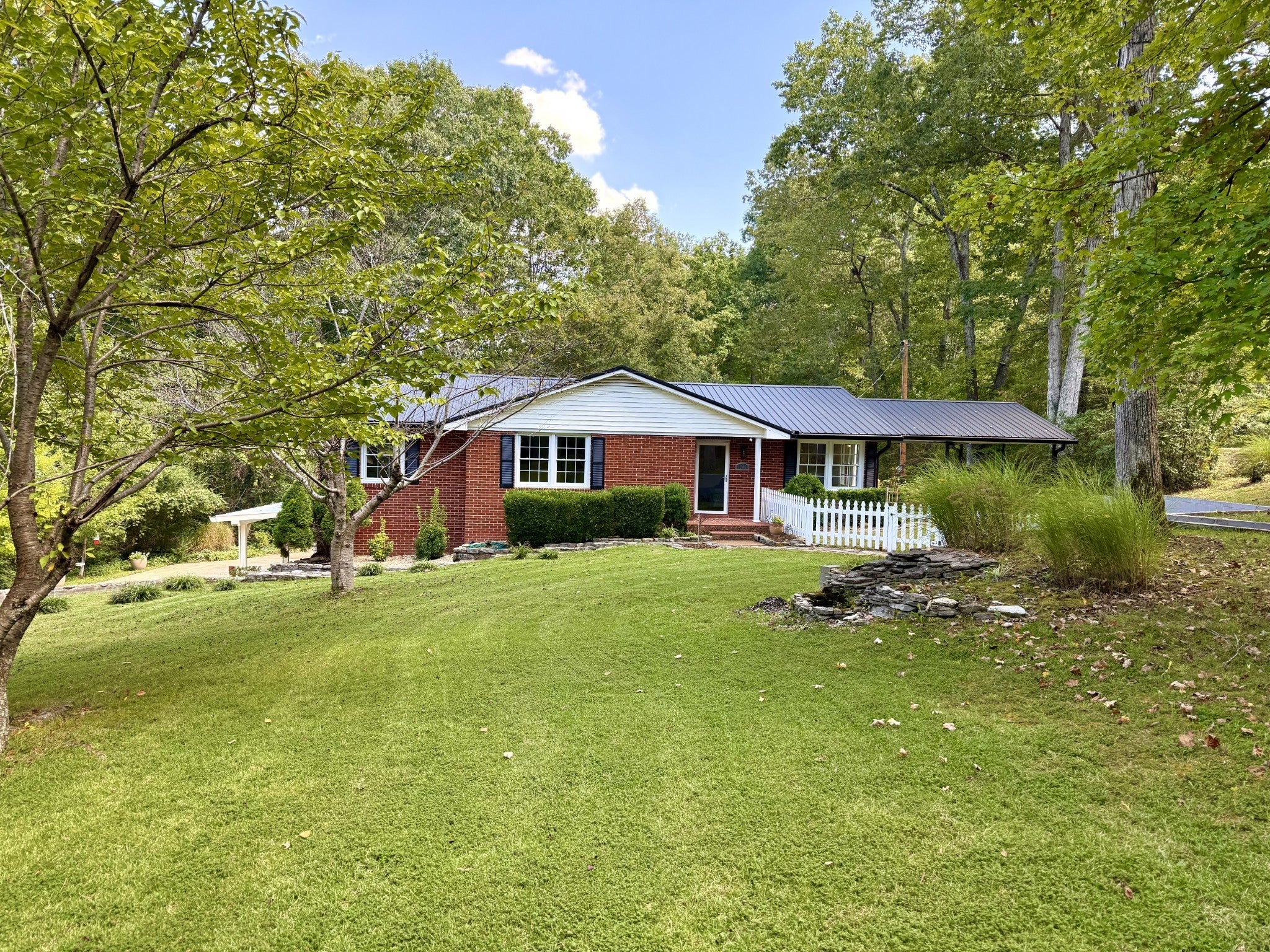 Photo of Listing #2996430