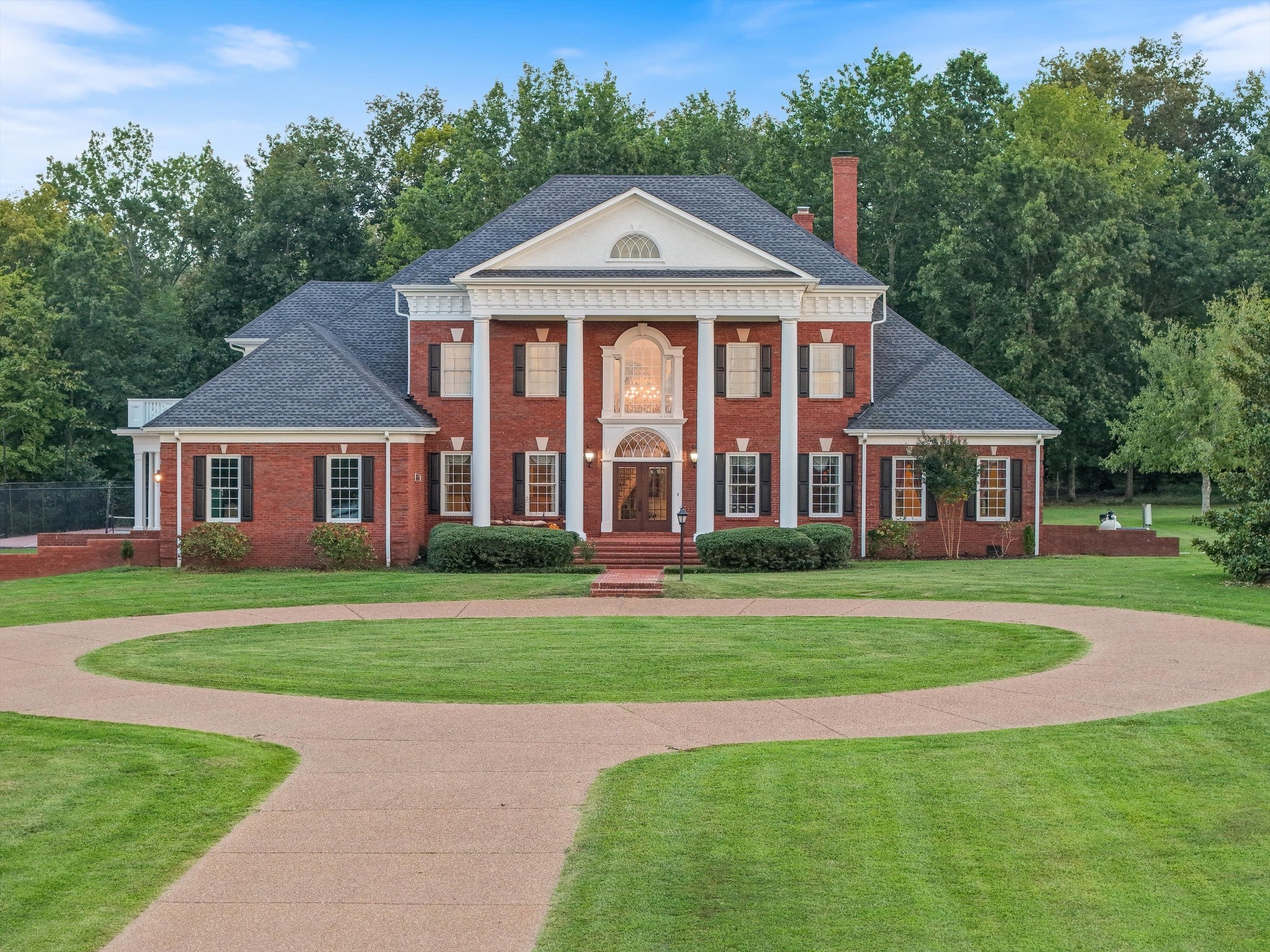 Photo of Listing #2996524