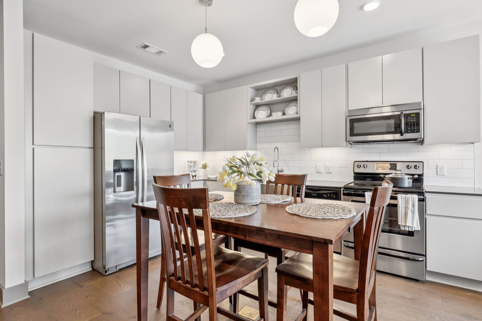 Photo of Listing #2996539