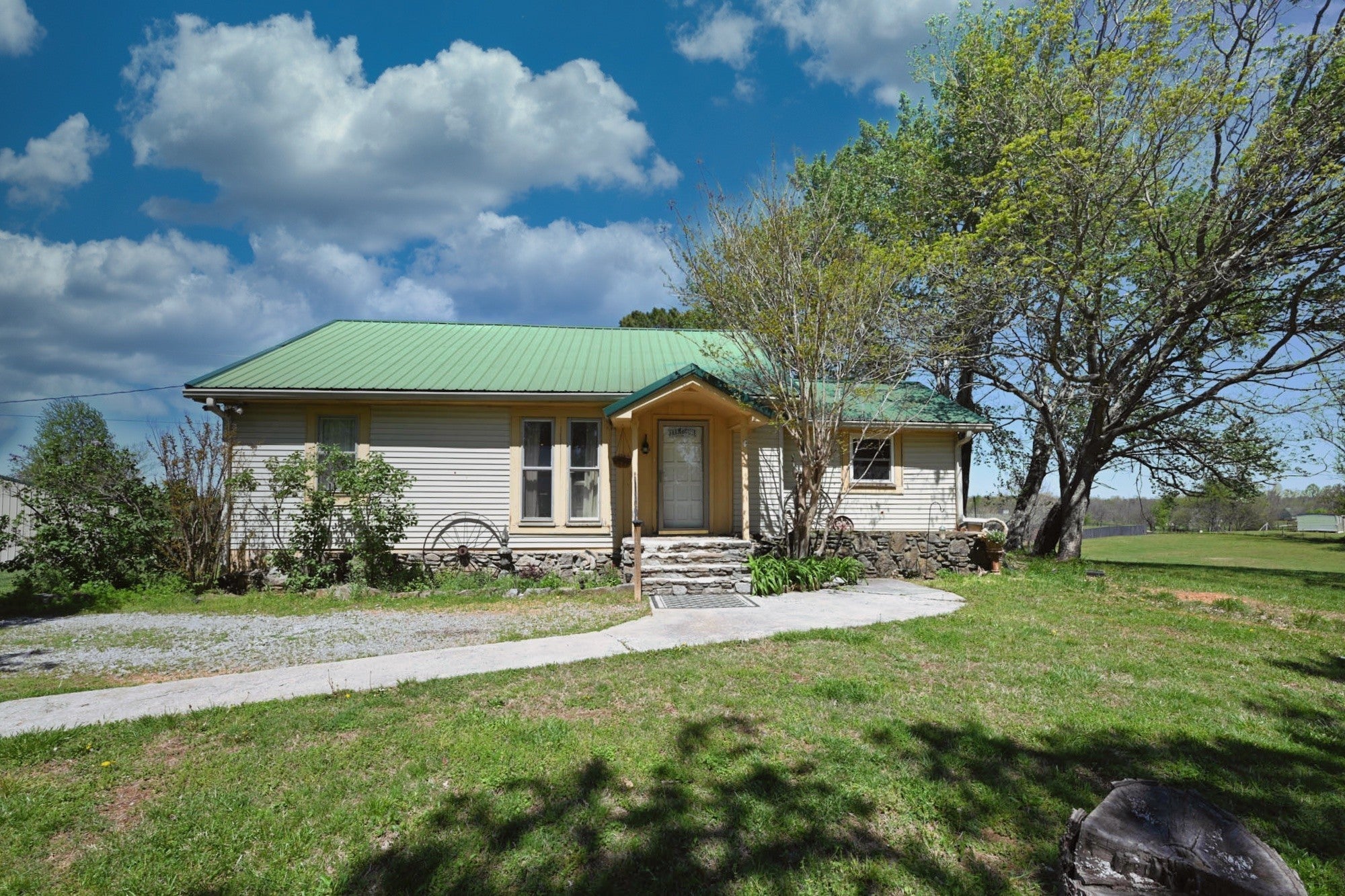 Photo of Listing #2996694