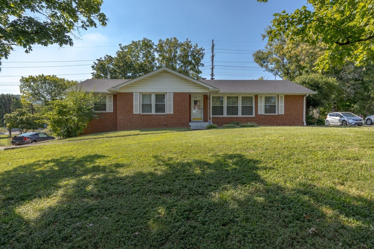 Home for sale in 5157 Regent Dr Nashville, TN
