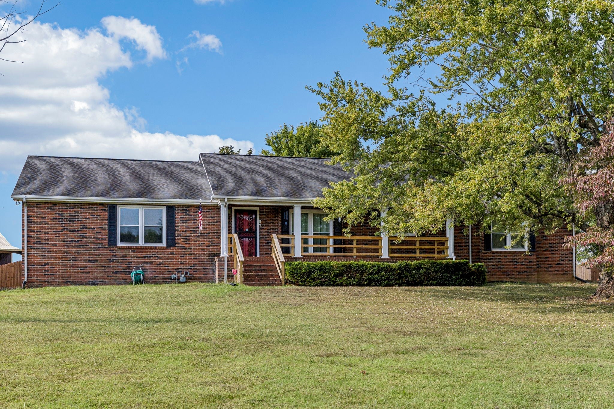 Photo of Listing #2998299