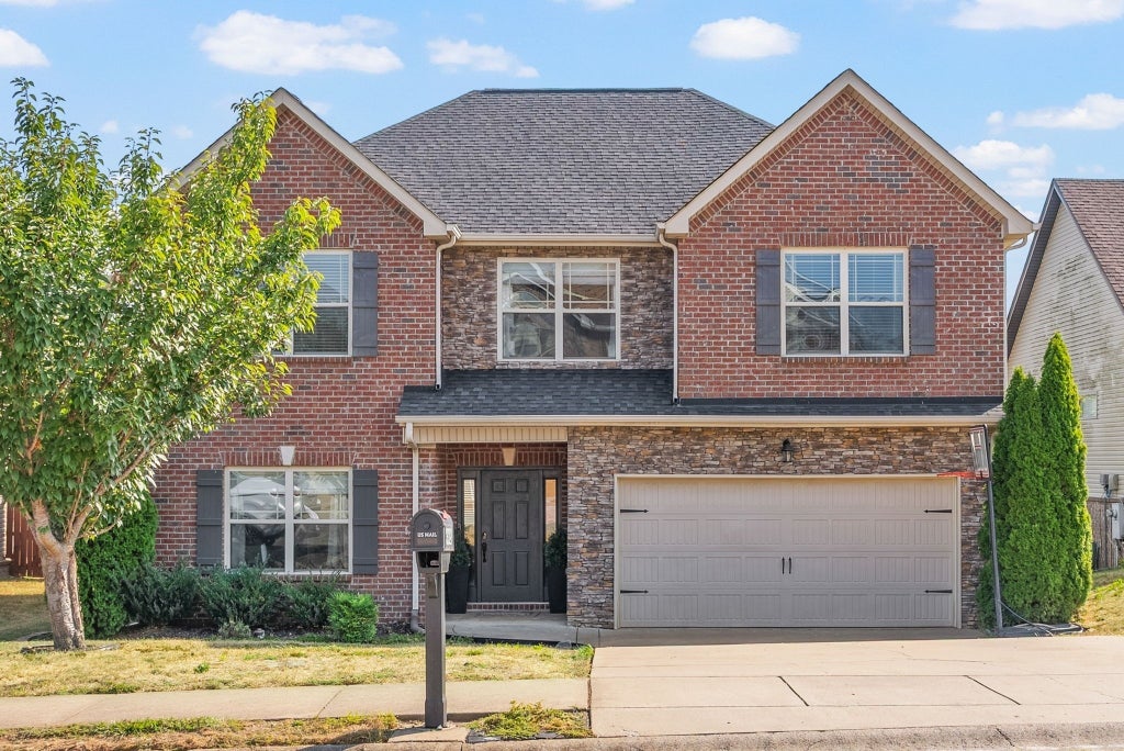 3321 Wiser Dr, Clarksville