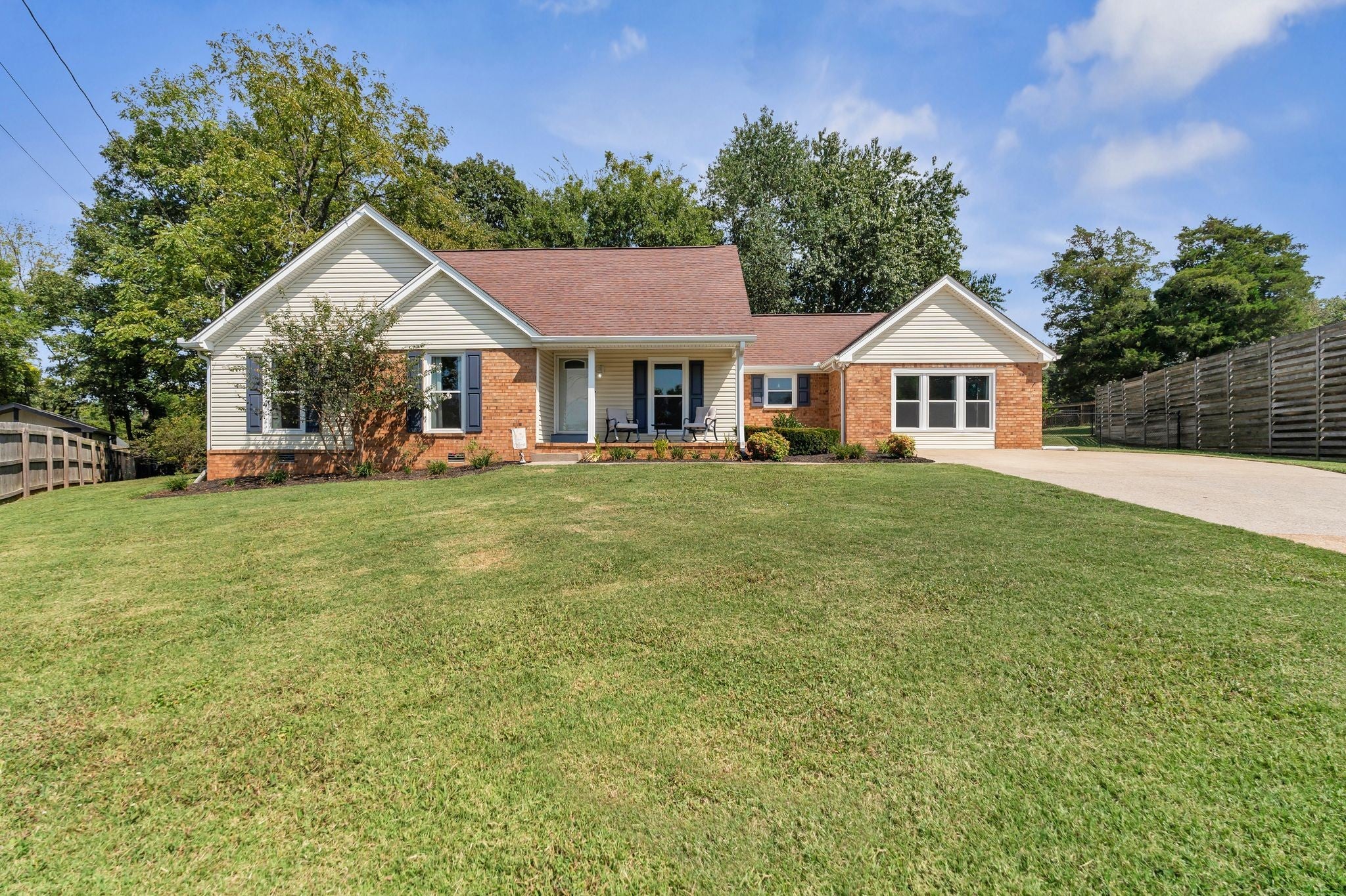 Photo of Listing #2998366
