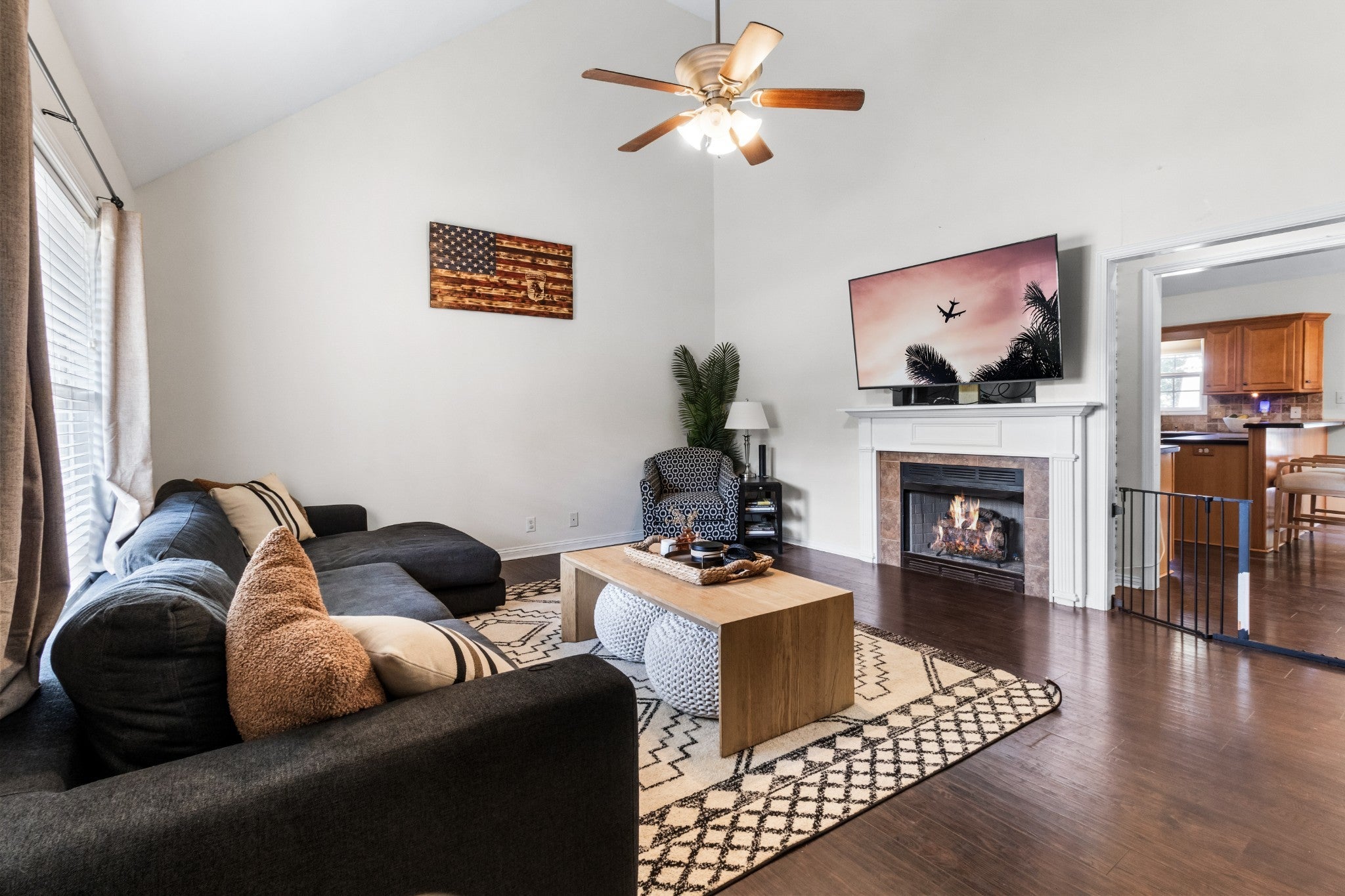 Photo of Listing #2998376