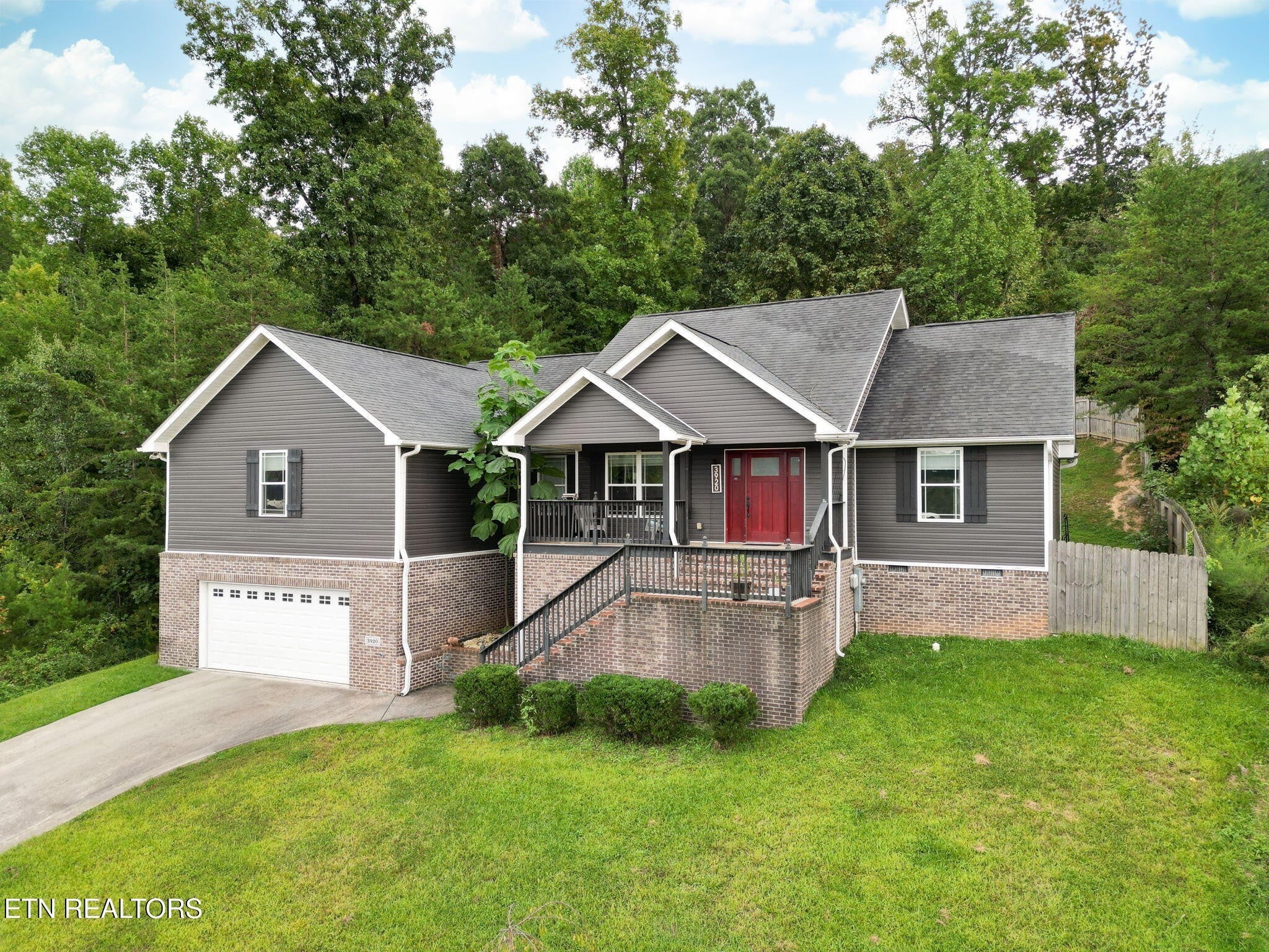 Photo of Listing #2998380