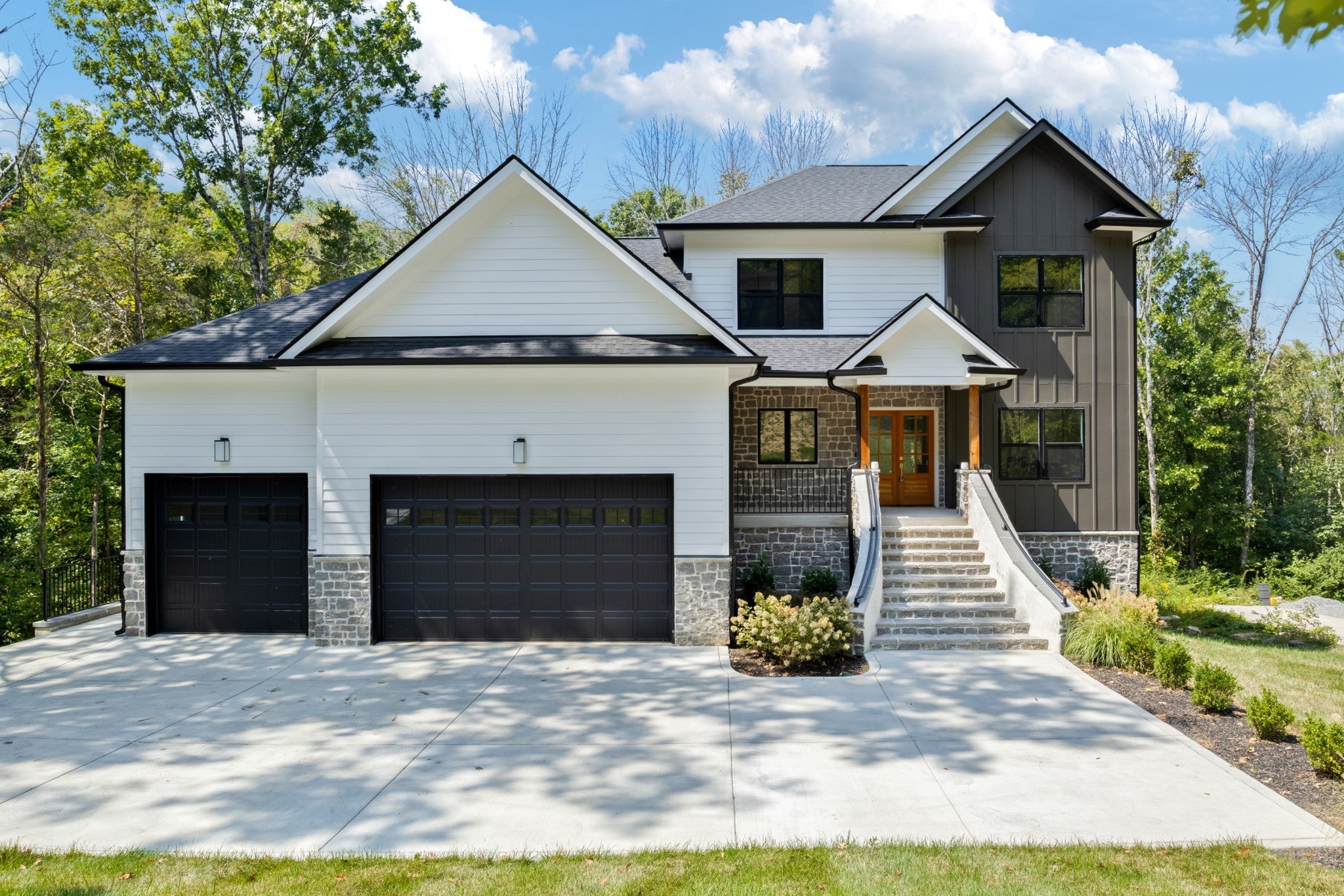 Photo of Listing #2998393