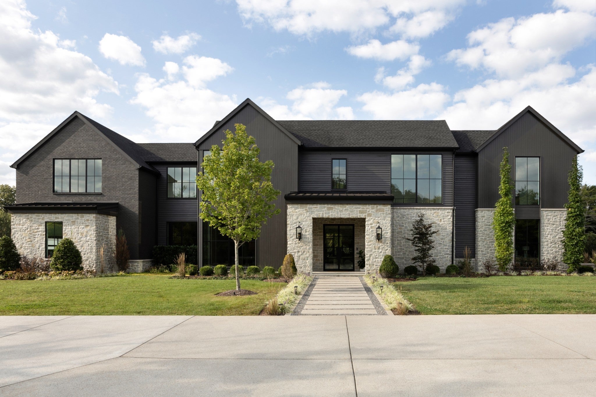 Photo of Listing #2998550
