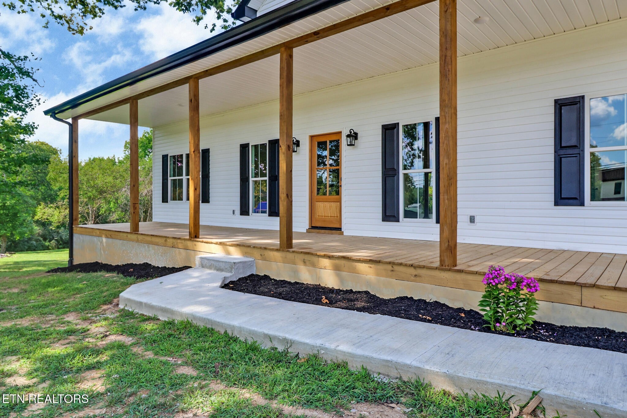 Photo of Listing #2998766