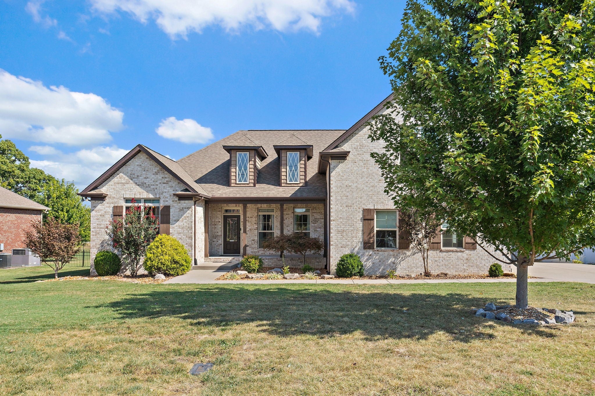 Photo of Listing #2999639