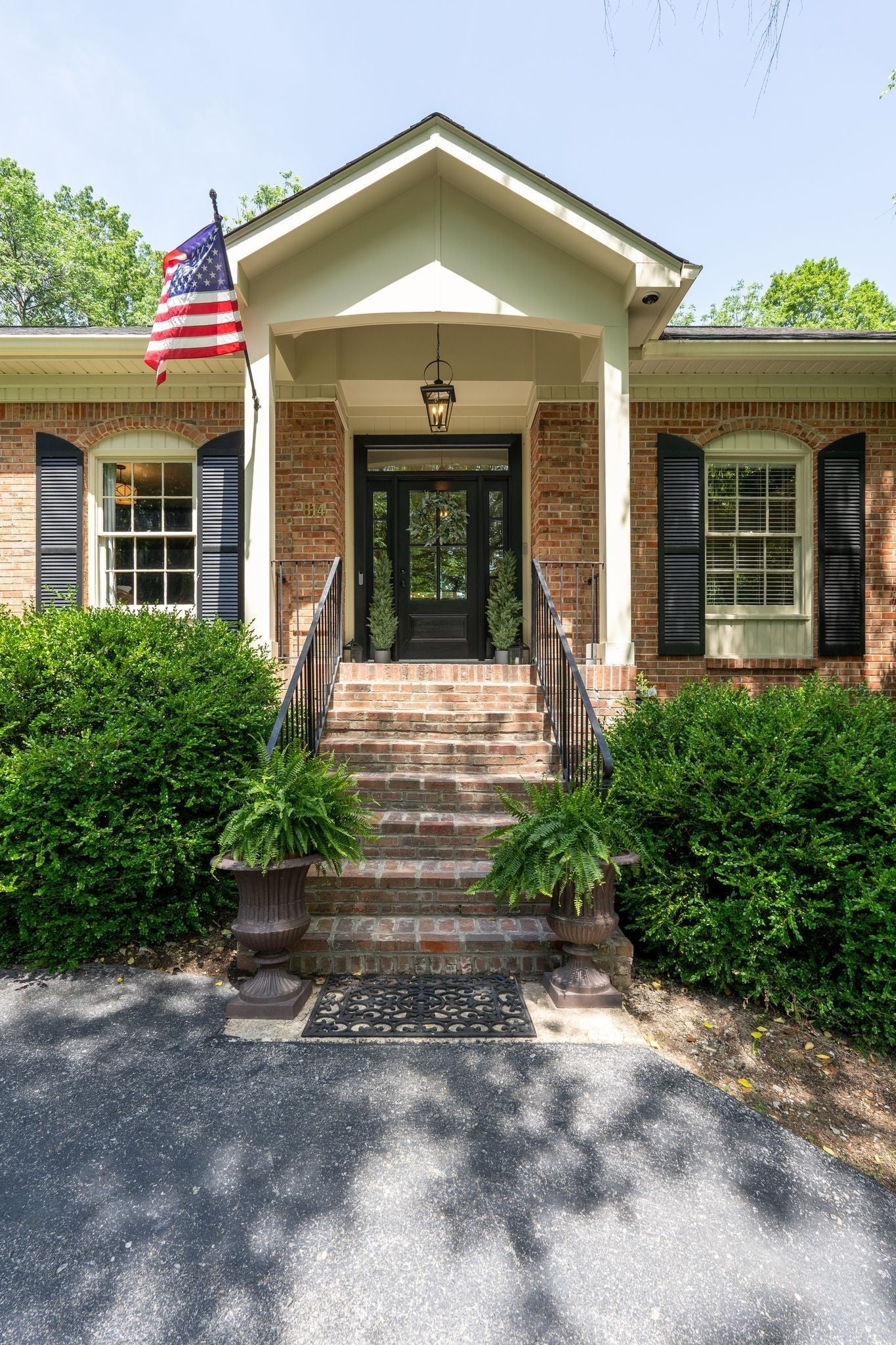 Home for sale in 814 Willowdale Ct Nashville, TN