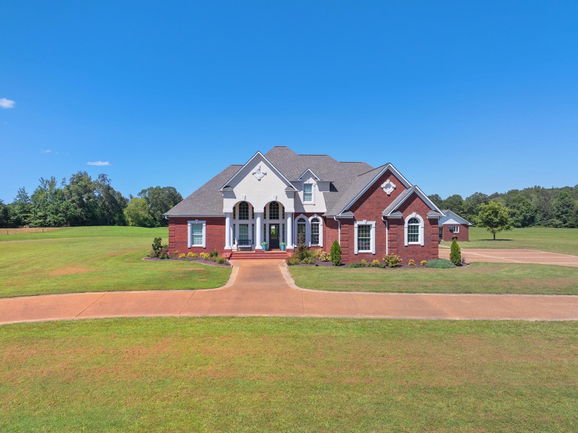 Photo of Listing #2999896