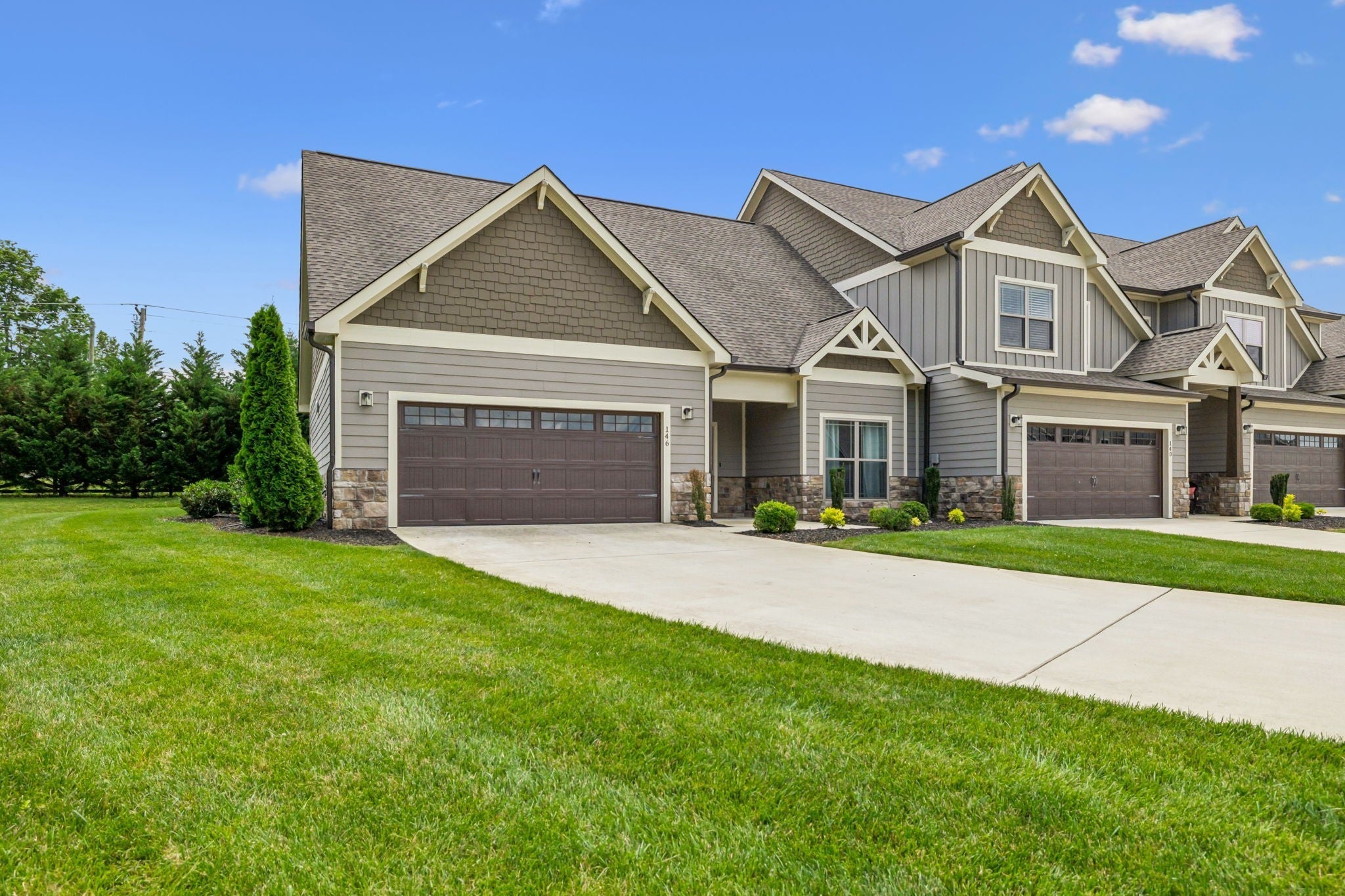 Photo of Listing #3000055