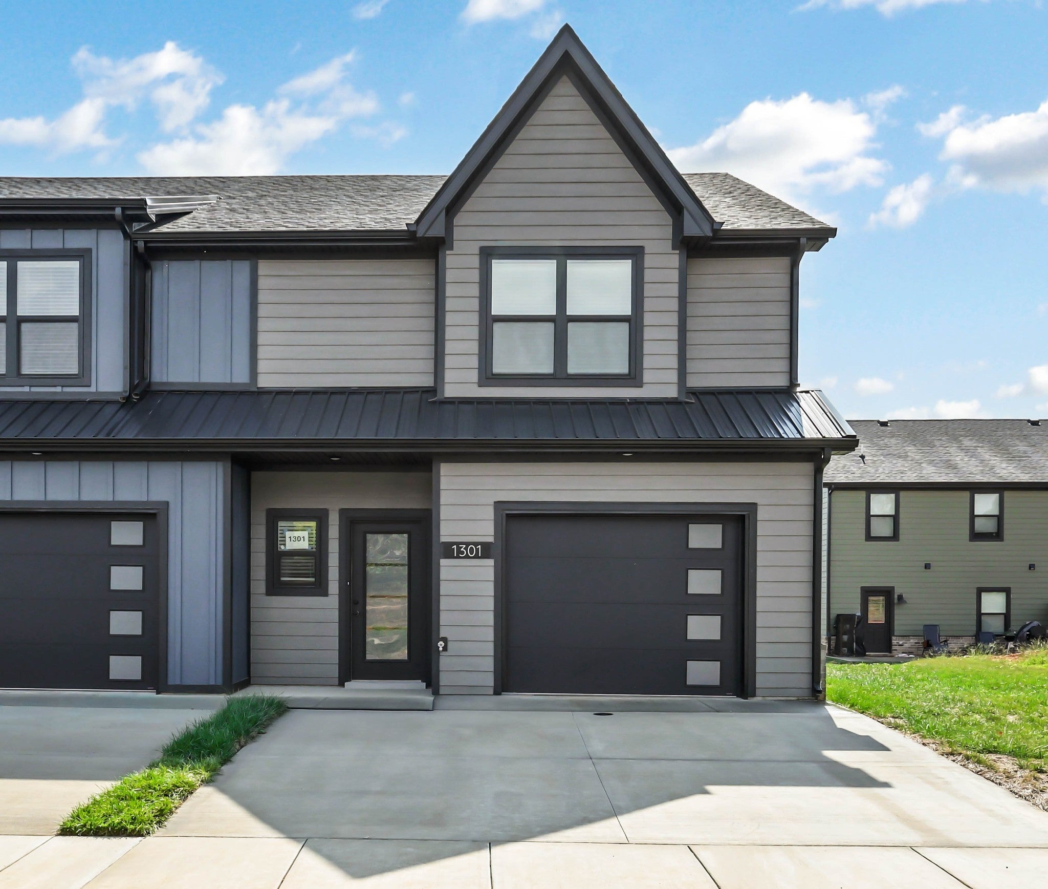 Photo of Listing #3000180