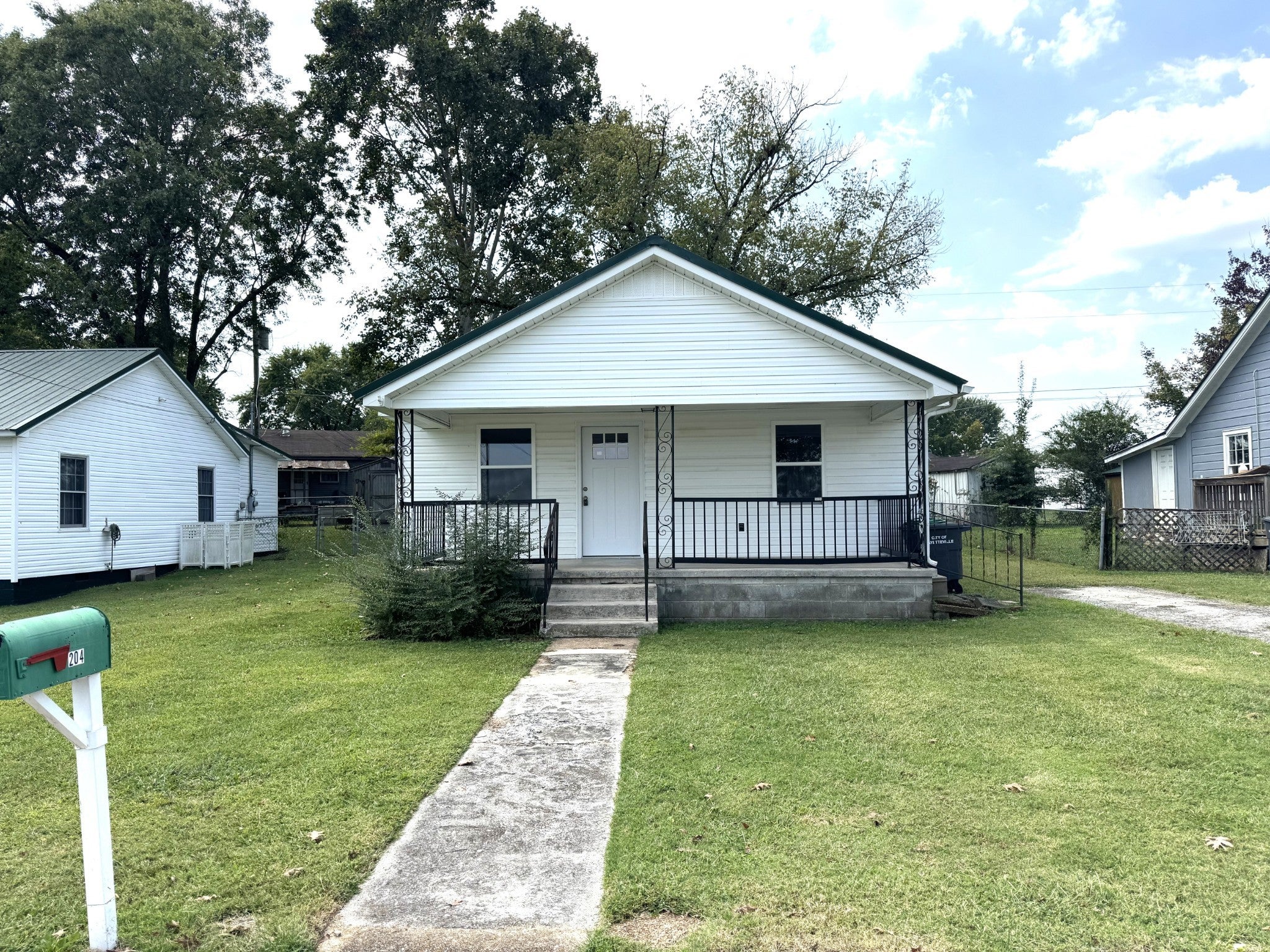 Photo of Listing #3000260