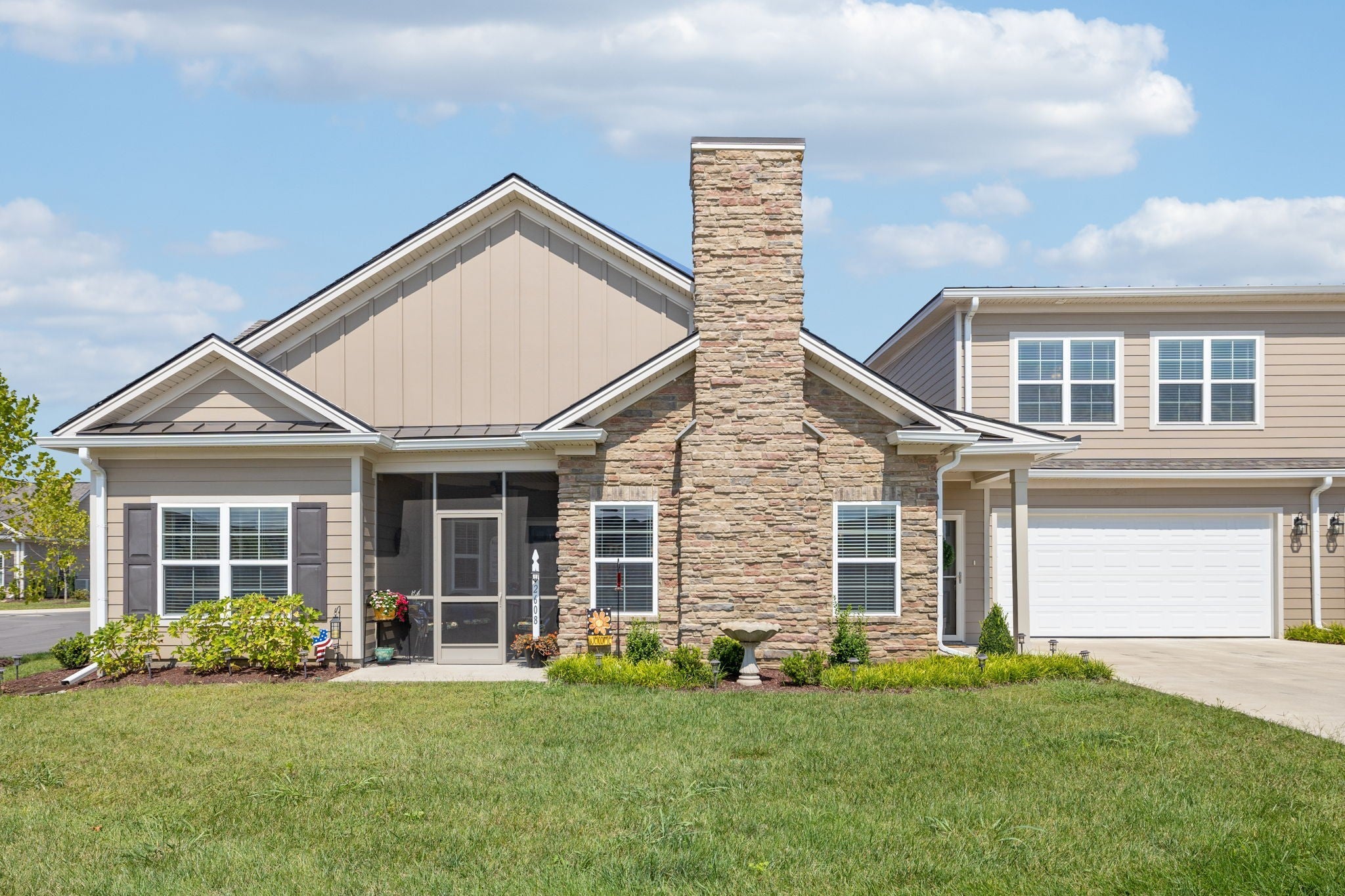 Photo of Listing #3000528