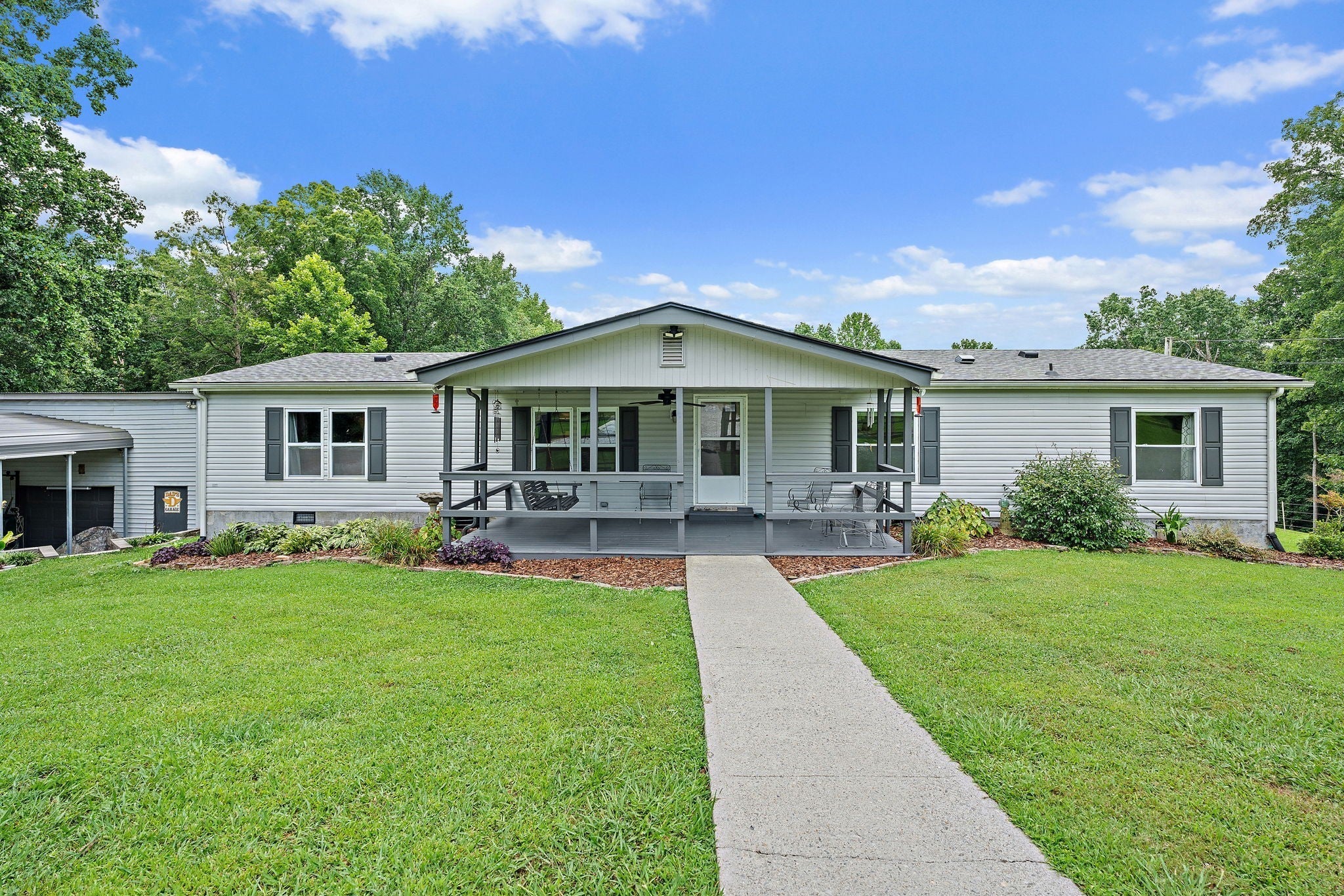 Photo of Listing #3000579