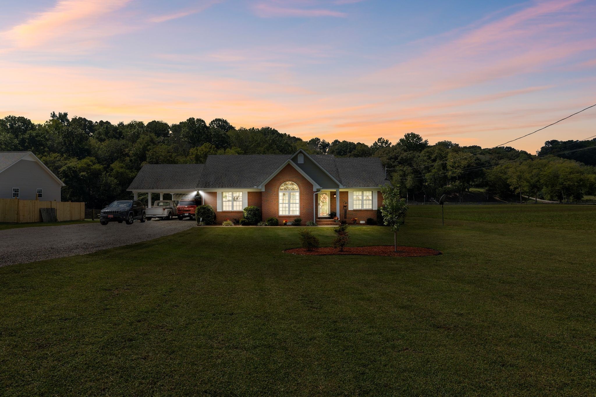 Photo of Listing #3000660