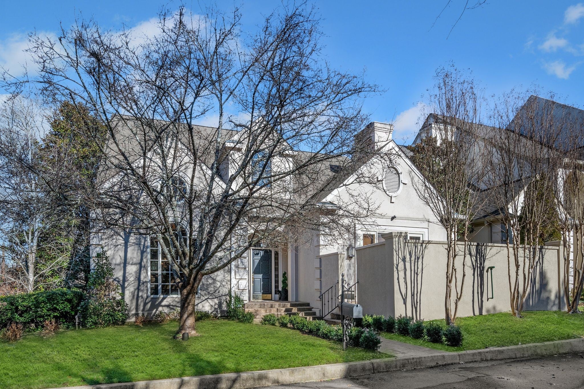 Photo of Listing #3000695