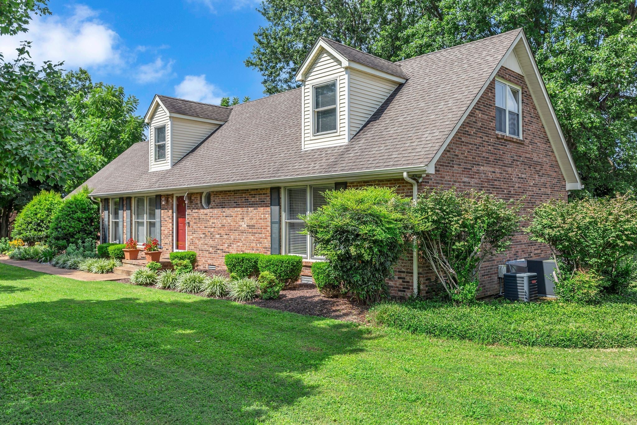 Photo of Listing #3000760