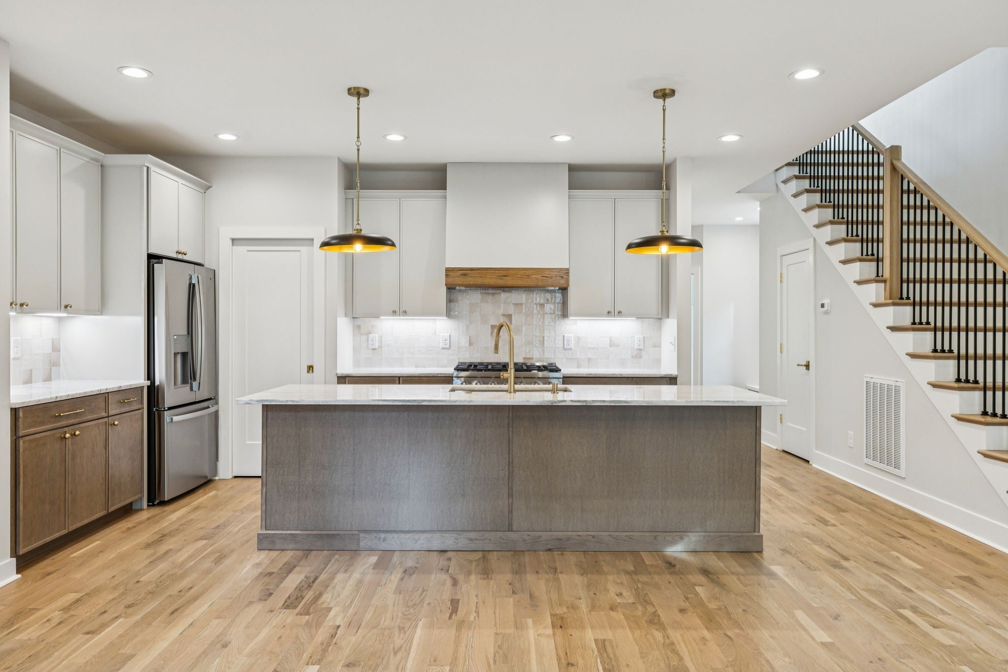 Photo of Listing #3000932