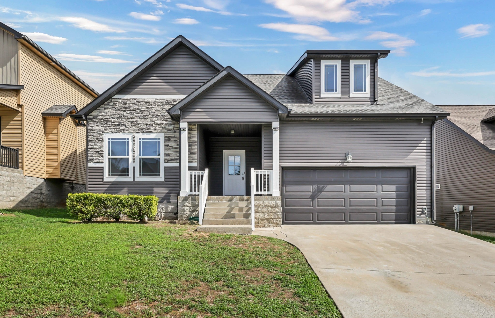 Home for sale in 1175 Belvoir Ln Clarksville, TN